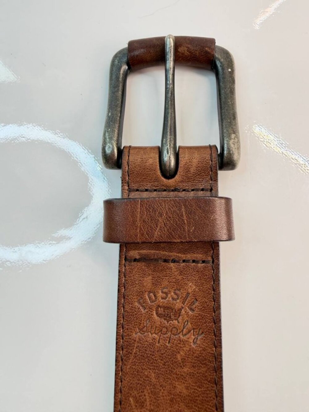 Fossil Leather Belt – Size 42 | Classic Style - Picture 4 of 16